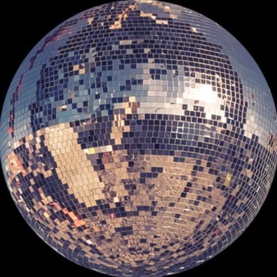 e4ia_x's profile picture. l’aigrie du village 🪩