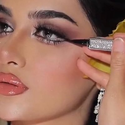 3PJWL750xwp06hi's profile picture. 