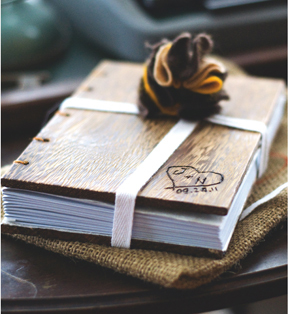 A fine artisan stationery boutique that specialize in #letterpress & #bookart, #weddingbook Check out : http://t.co/pp0VgTaMiA, http://t.co/FIsBXJpspH,