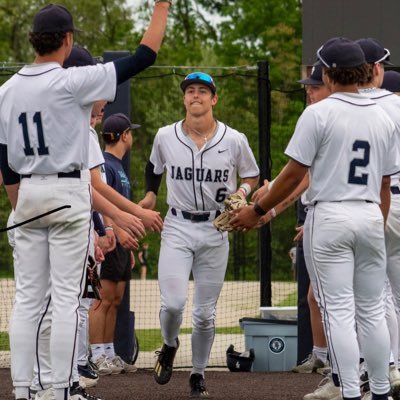 Mill Valley HS 2026 | 6’0 | 175 | 37.3 Vertical | 6.69 60 | 4.50 40 | MIF | QB | WR/DB | BC National | Phone # 913-232-6824