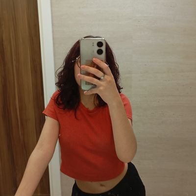 bethbethv_'s profile picture. 22🐢
Will byers My son💛
byler endgame💙