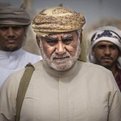 مع القضية الفلسطينية؟ أضعك فوق رأسي // ضد القضية الفلسطينية او متخاذل مع الصهـ.ـاينة ادعـ.ـسك تحت نعالي ,,,,, حسابي الآخر بعد اغلاق الحساب القديم
