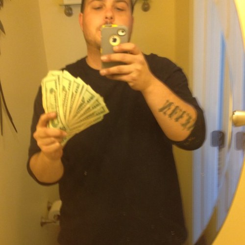 bossfam1's profile picture. 