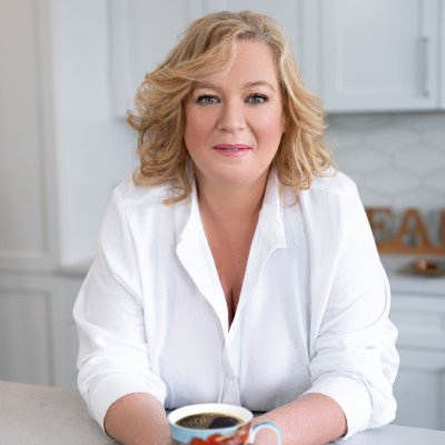 Lisa MacLeod Profile