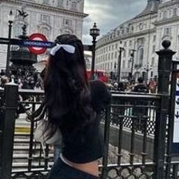 Lolee7356's profile picture. 