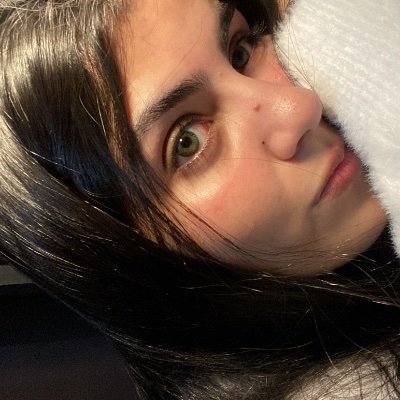 Mariaa_jjk's profile picture. bem fora das ideia