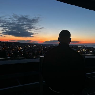 Web & App Designer | UX Genius | MemeCoin Caller
Smart digital solutions. Smart trades. Scaling Brands & Spotting the next 100x.