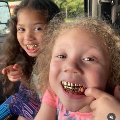 akinfefe07's profile picture. 