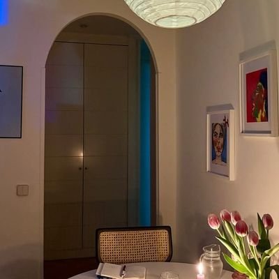 Un piso con arco en Madrid Profile