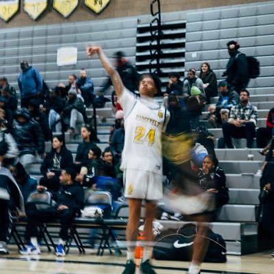 Just tryna make it 🏁 6’4 Cenntienal hs class 2026 Basketball #agtg