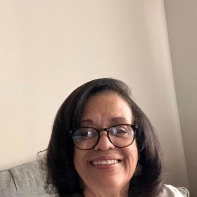 ShannaAnde34198's profile picture. 