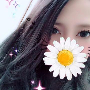 リアルでは絶対に見せられない素顔をここで見せちゃいます。一応凍結予防してるから、プロフのURLのとこ使うようにしてるよ♪