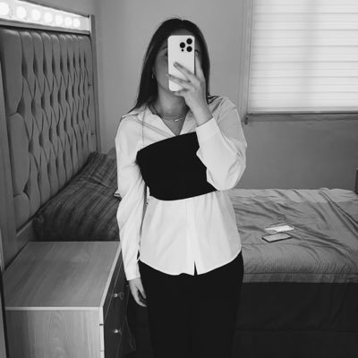 alizeediaaaaz's profile picture. 🌬️