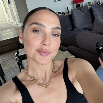 GalGadotchat1's profile picture. Israeli Actress private page