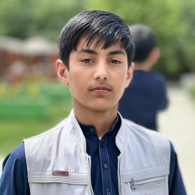 که زما صفحه څوک خلاصوی نو درود شریف به وايې او که یی ونه ویل غاړه یی بنده💕
