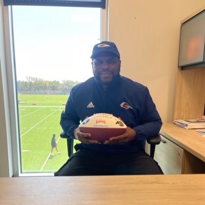 UTSA ROADRUNNERS | Running Backs Coach | #BirdsUp