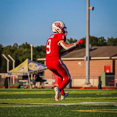 Anchor Bay 2026 WR | 6’ 168 lbs | 4.60-40 | 3.5GPA | NCAA ID: 2503534533 | 586-899-5645 | RisingStars-7v7 | michaelorlando2026@gmail.com ✝️
