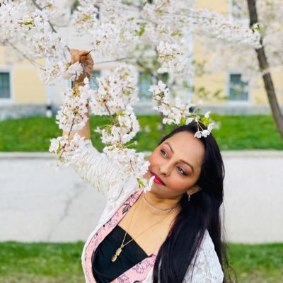 Journalist and former News Caster of Boishakhi TV, Sports Lover, a beloved wife and a mother of a son, like traveling, want to explore news ideas ..