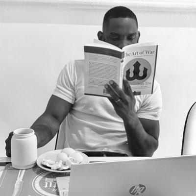 anansiweave's profile picture. 