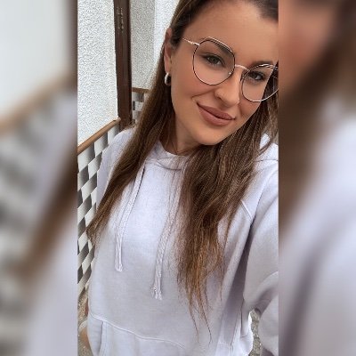 criistiinfantes's profile picture. Instagram: criistiinfantes