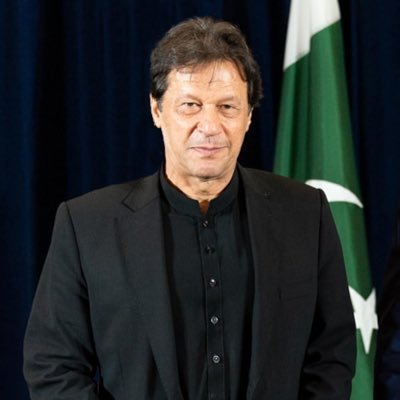 #امپورٹڈ_حکومت_نامنظور
مایوس انسان شکایت کرتا
خوش فہم تبدیلی کا انتظار کرتا
حقیقت پسند تبدیلی کی کوشش کرتا
#گولی_کیوں_چلائی