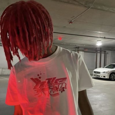 iliasgotweirds1's profile picture. i stay dry when it rain