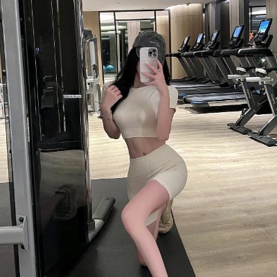 EmanuelSch38553's profile picture. 