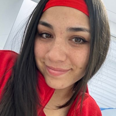 pobleteloyola's profile picture. 