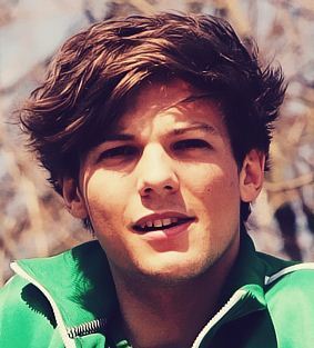 LouisThomlinson's profile picture. love 1D! hate them? go get run over.
