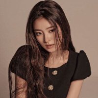 ANNA-MARIE. (@nirwanamenjura) 's Twitter Profile Photo