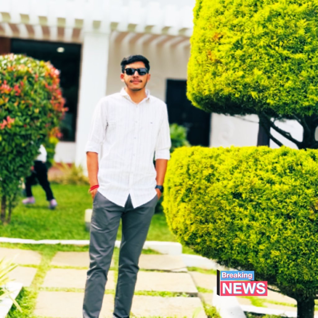 Snapchat ; harshpurohit4 Facebook; Harshpurohit Twitter ; @HarshPU58833212 My car My phone iPhone lover 🖤🖤🖤🖤🖤🖤