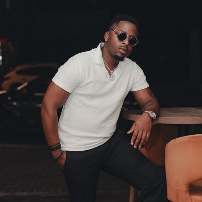 Dj | Producer EXODUS 4 : 8 https://t.co/KJ19vm5fc6 #KeaRata #Umlilo #Uvalo #BlackLove #OhNana #Amandla Bookings : bookings@mvzzle.co.za