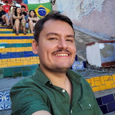 AndreiFahl's profile picture. Doutorando do PPGRI - UFSC // Pesquisador do GP em Economia-Política dos Sistemas-Mundo // Sudeste Asiático, Desenvolvimento e Inovação