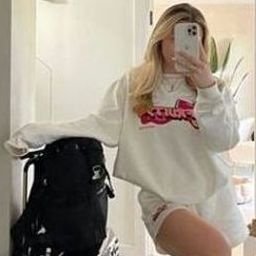 Iwhawtoo73716's profile picture. 