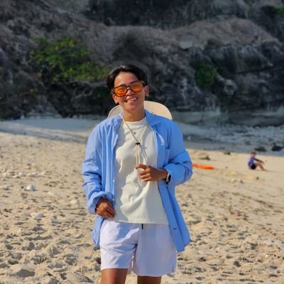 karmelmakyato's profile picture. @stoplukelistenx ❤️ | ECE, ECT