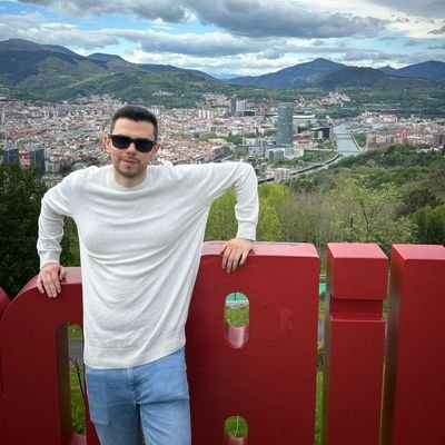 Villamanta (Madrid) •
Graduado en Medicina (URJC) •
Hematología 🩸 Clínico San Carlos •
Instagram: luismi.fresno