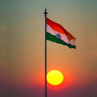 Singh62983Gulab's profile picture. इस संसार में सत्य जैसा कुछ नहीं है लोग कहते हैं कि सत्य को छुपाया नहीं जा सकता लेकिन यदि सत्य को छुपाने के लिए कर्म किया जाए तो सत्य भी छुप सकता है l