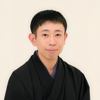 落語家。出身は宮崎県🌴宮崎日大高校→日本大学。 落語芸術協会。趣味はテニス(宮崎県4位・渋谷区2位🥈🎾)落語やテニスなどのお仕事お待ちしてます。お仕事の相談はnantaro0411@gmail.comまたはDMにお願いします。インスタ↓