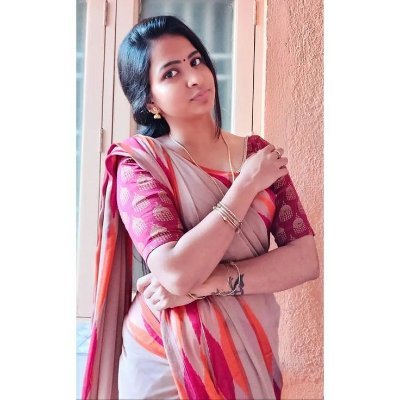 Charumathi_Cha's profile picture. She believed she could, so she did.