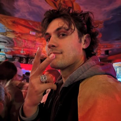 CazzuhHall's profile picture. just call me Caz - currently getting robbed at @TheFoundryPW