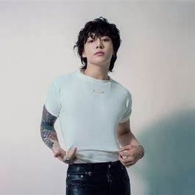 kimchishfa_'s profile picture. 🏍️ 18 | a Harley heart & a BTS soul
💜 ARMY babe — half chaos, half conscience
🖕 Patriarchy? I eat it for breakfast.
🌍 Politics, protests & fun