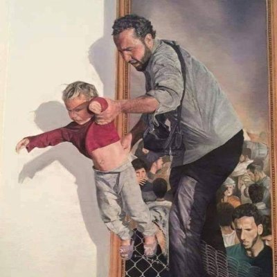 من بعيد طيب ورايق...
من قريب مجنون مجنون...
نصيحتى لك ...
ما تقربش ما تقربش ما تقربش... ✋