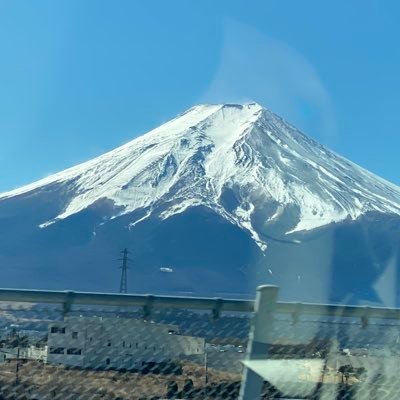 花好き。韓国語、英語学習中。中学教諭免許。珠算1級、スキー4級、茶道裏千家、剣道初段、趣味ゴルフ