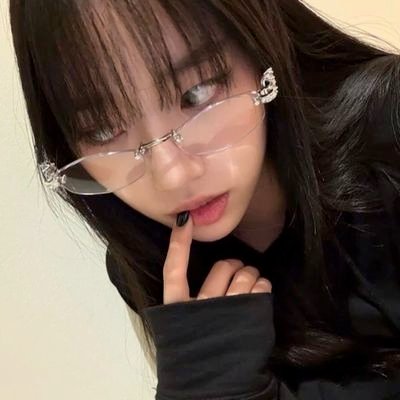 lonesomeats's profile picture. 23yo • she/her • tw: ed/sh/gore