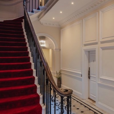 Serviced apartments in London for corporate stays. City of London, Knightsbridge, Mayfair, Kensington. WiFi and cleaning.
