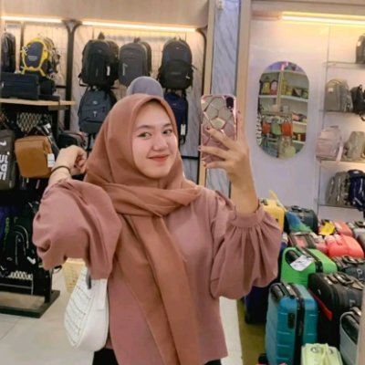 Dian130275's profile picture. Live like lery