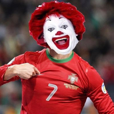 McR0naldo's profile picture. Not right leaning. Just American. Would you like fries with that? 🇺🇸🍔🍟