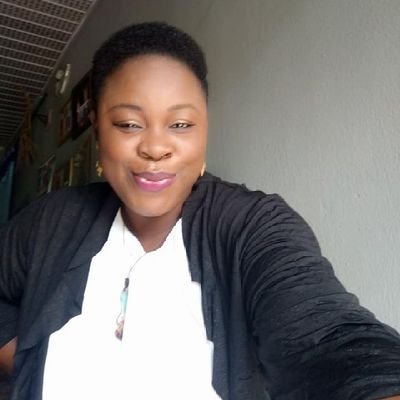A Journalist, Tailor, loves to listen to music 🎶, watch movies and ready to learn and grow. Just love ❤ 😍 💖 ❣ 💕 life generally. Hoping to make it big