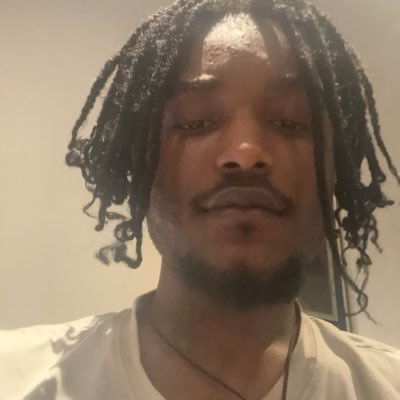 idkwhokurois's profile picture. priv: @jonoffthewall