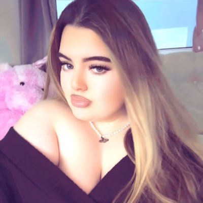 5,2 🌶18 Curvy goddess come chat https://t.co/lgNvJNrtKv